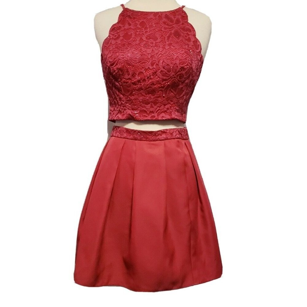A. Byer 2 Piece Skirt Crop Top Set Size Junior 9 NWT Pink